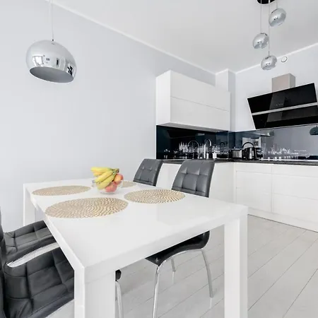 Waterlane Marina By Live & Travel Apartments Gdansk Exterior photo