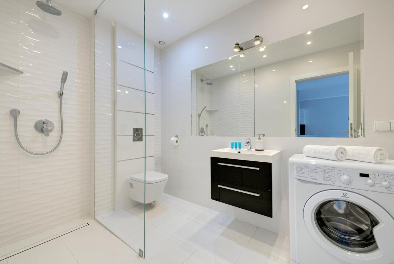 Waterlane Marina By Live & Travel Apartment