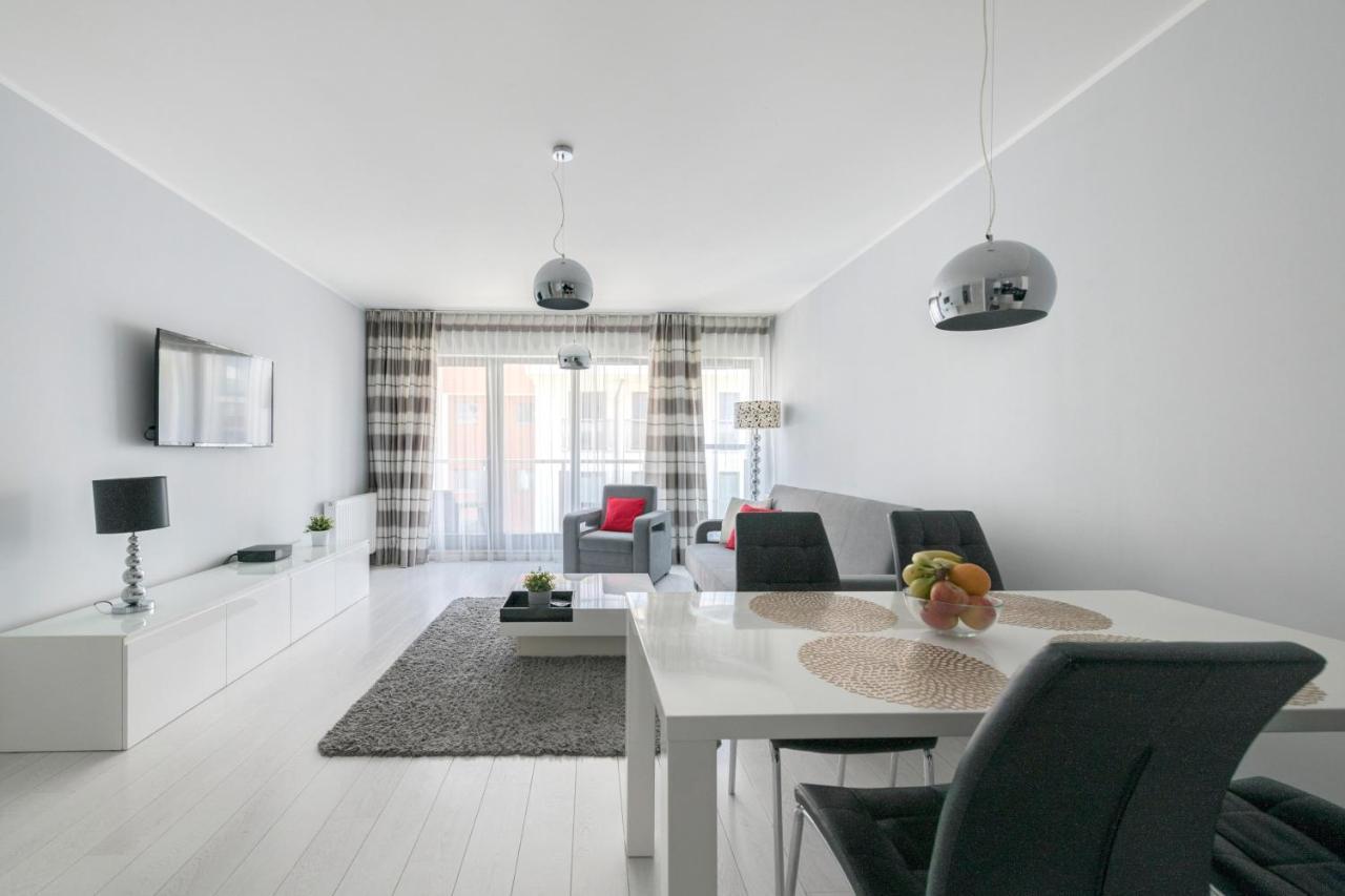 Waterlane Marina By Live & Travel Apartment